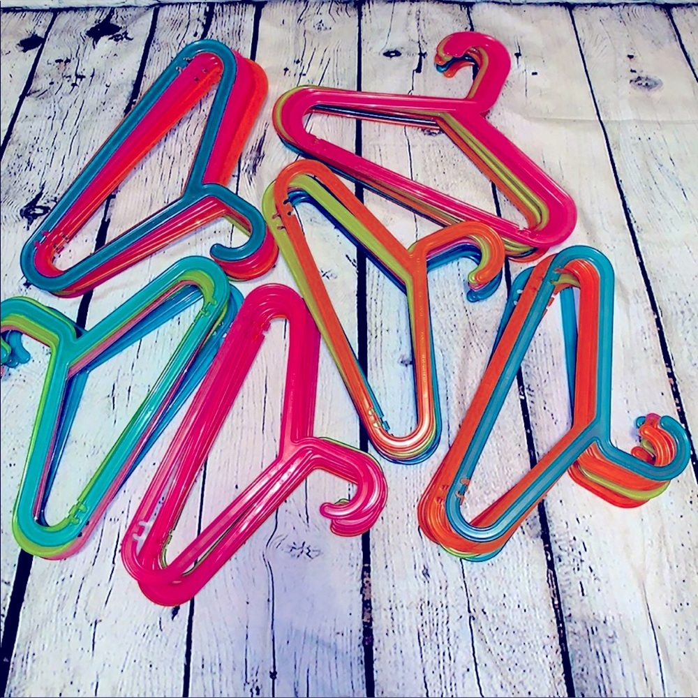 Ike’s kid’s hangers